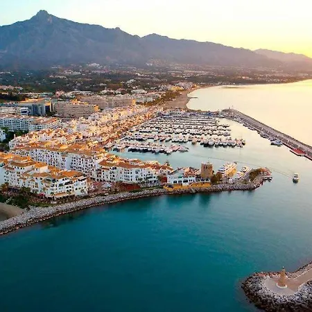 Precioso Apto En Milla De Oro. Marbella